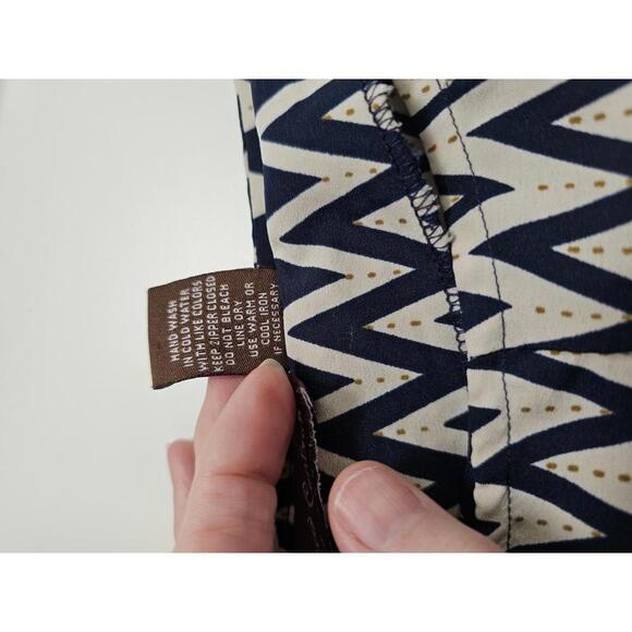 Speed Control Chevron Dress - Picture 11 of 14